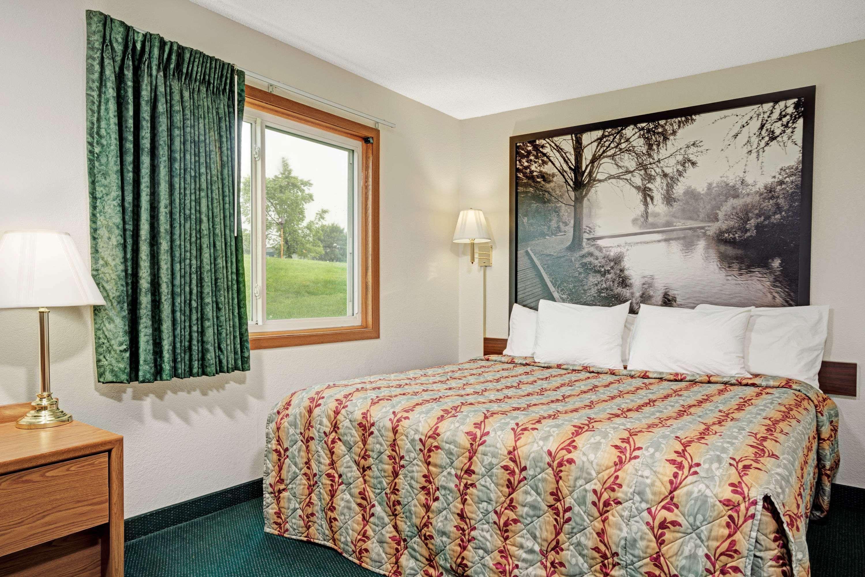 Super 8 By Wyndham Rogers Minnesota Zewnętrze zdjęcie